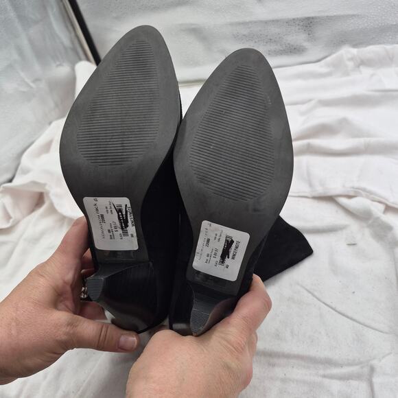 NEW DKNY Crosbi Block Heel Ankle Boots Black bootie size 6 - Picture 5 of 8